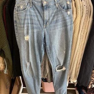 Joe’s boyfriend slim ankle jean with distressing